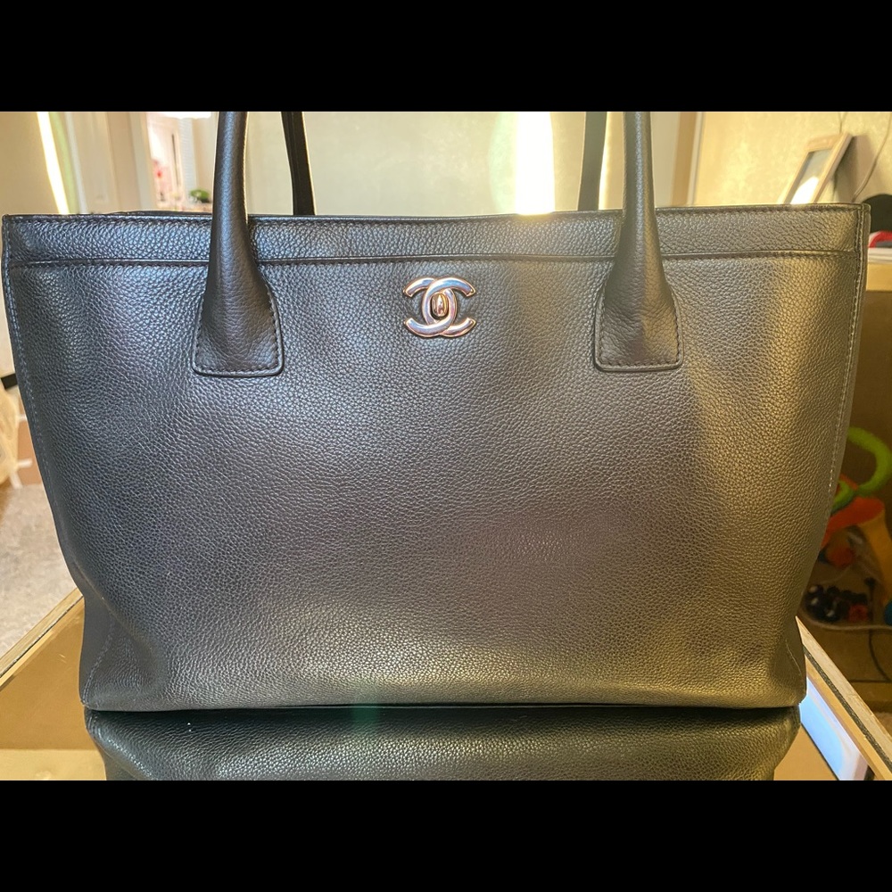 Chanel shoulder bag